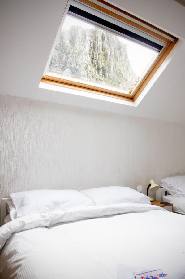 Isallt Guesthouse Blaenau Ffestiniog Extérieur photo